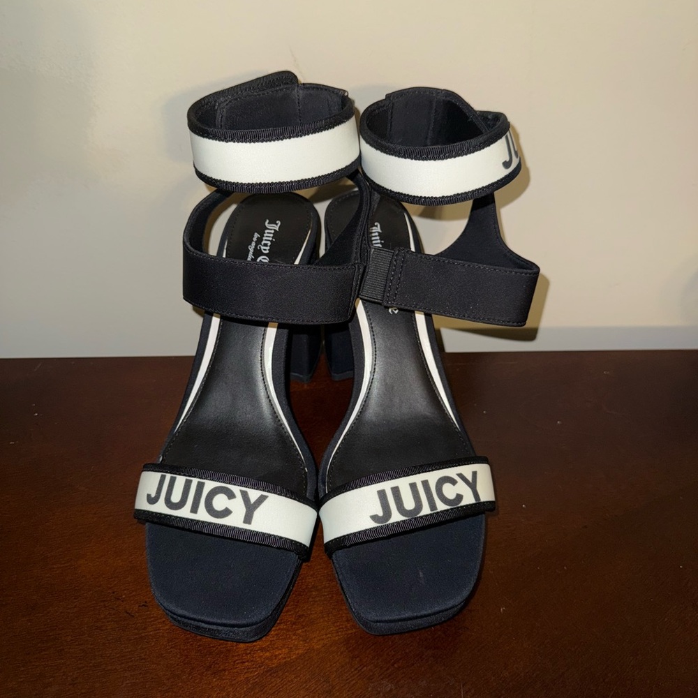 Juicy Couture Black and White Women's Sandals